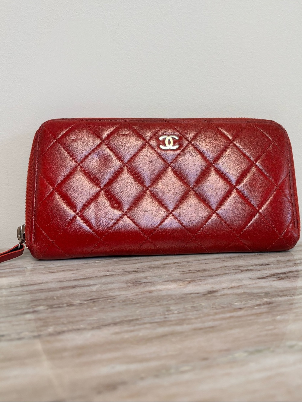 CHANEL Red Quilted Lambskin Zip Around Wallet – Entrupy Authenticated - Picture 2 of 12